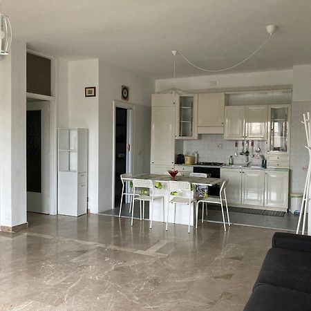 Guest House Lory Μιλάνο Εξωτερικό φωτογραφία